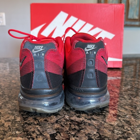 Nike Red and Black Air Max Sneakers EUC 10.5 - Picture 6 of 14